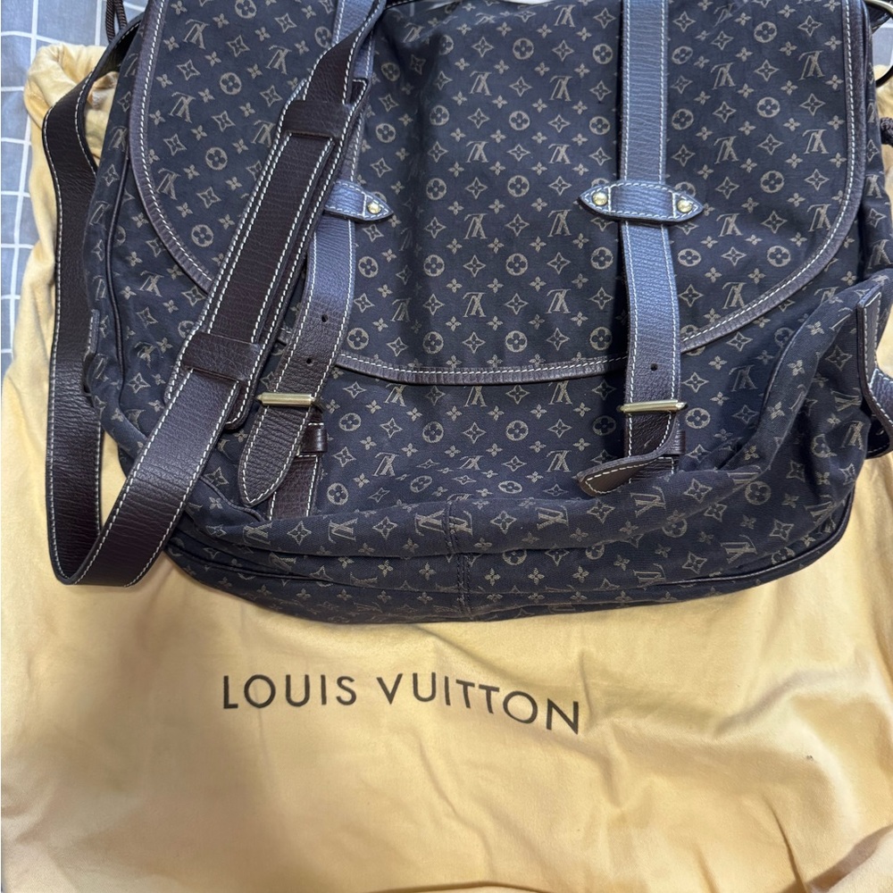 Louis Vuitton Monogram Canvas Messenger Bag in Dark Brown
